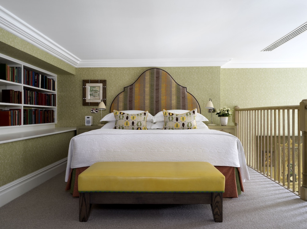 LOFT, SUPERIOR, SUITE