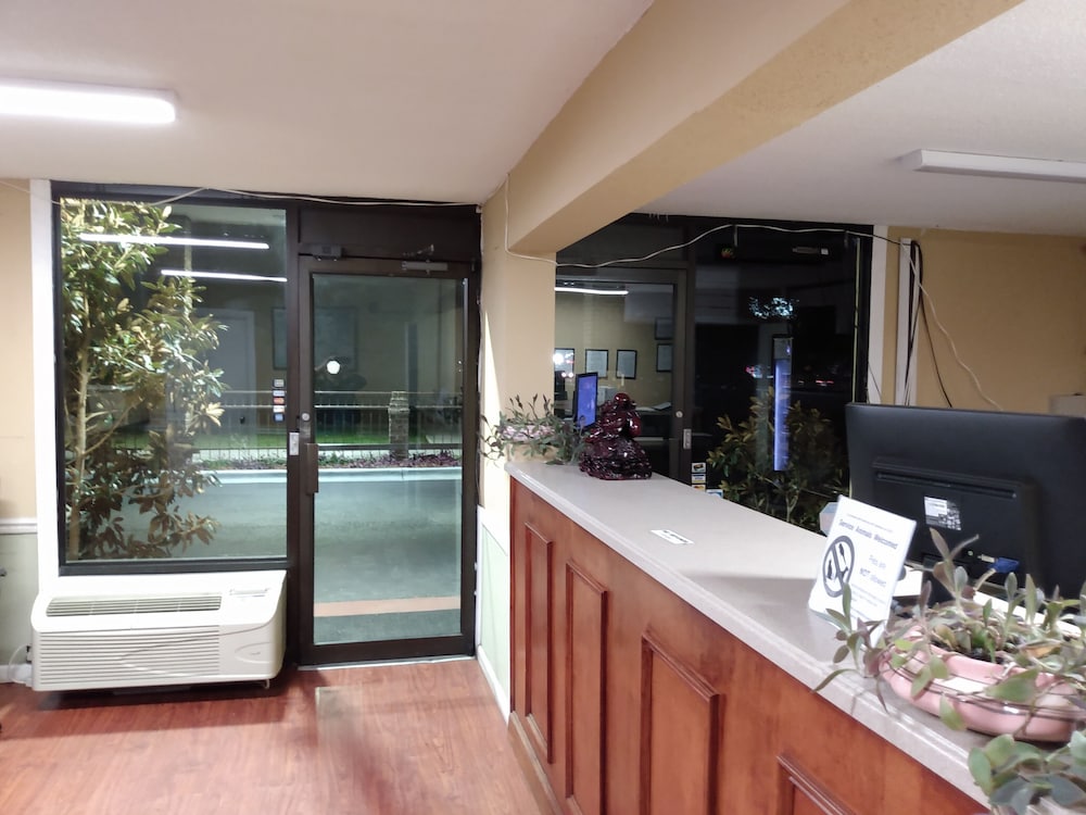Gateway Inn-Savannah 22/32