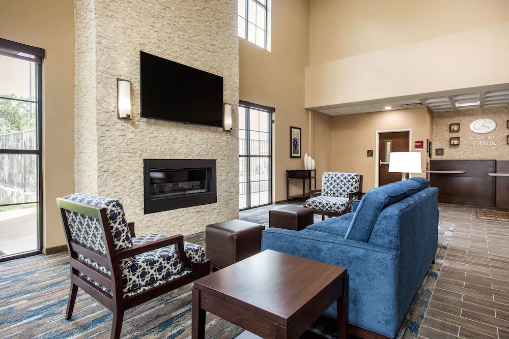 Comfort Suites South Austin 11/25