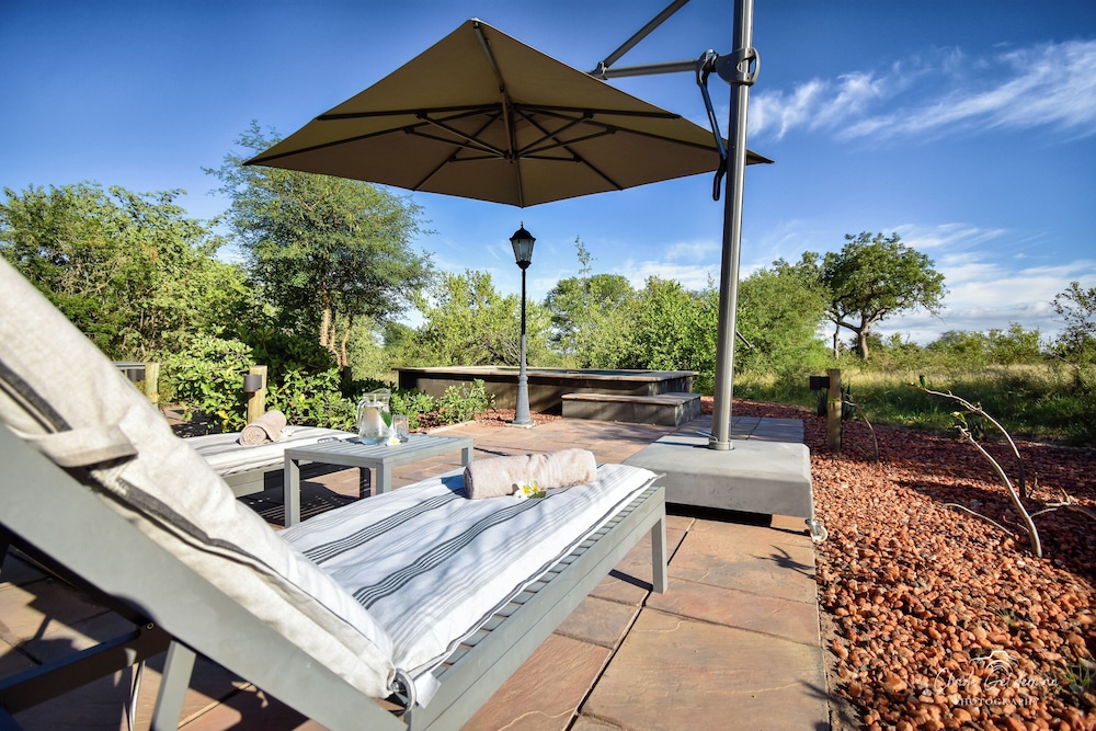 Mohlabetsi Safari Lodge 24/50