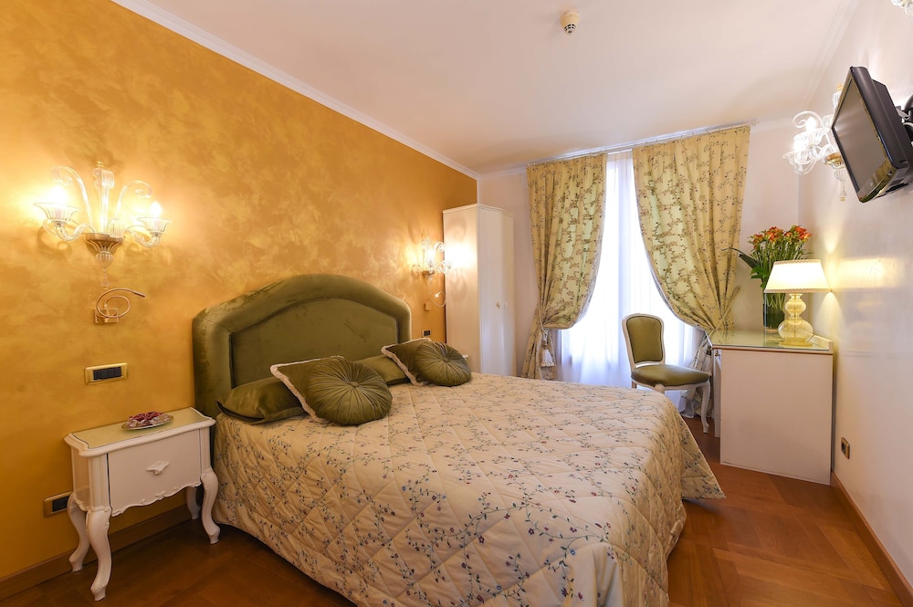Hotel San Zaccaria 8/29