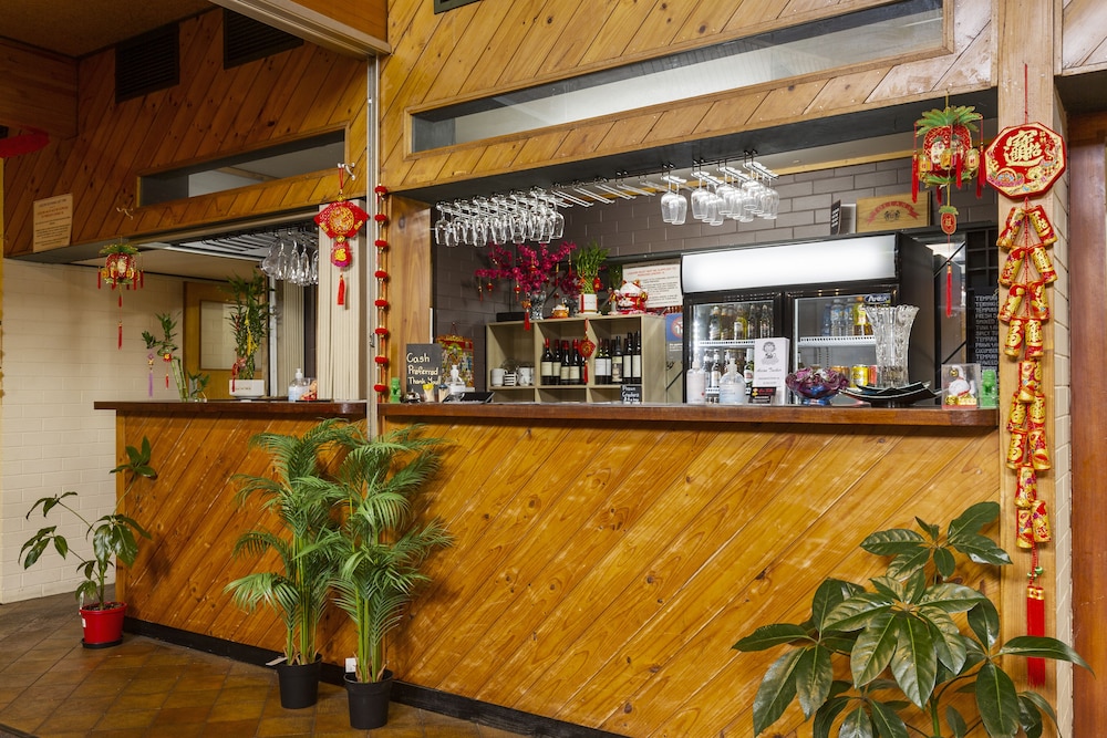 The Wine Vine Hotel 5/61