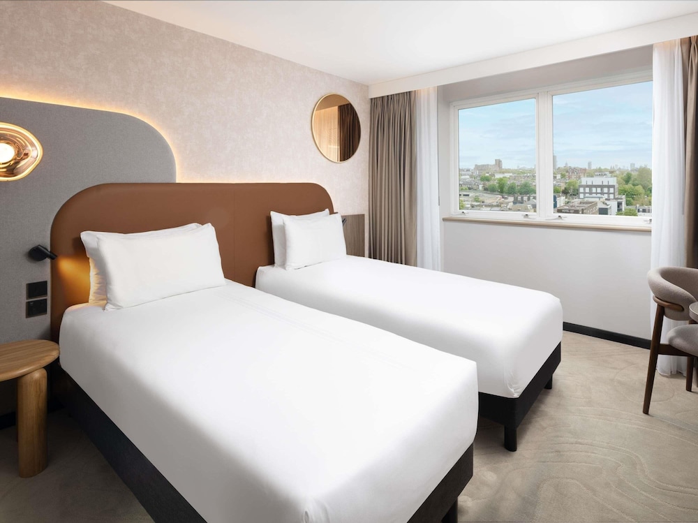 CLASSIC, TWIN BEDS