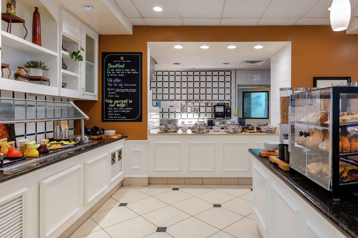 Hilton Garden Inn West I 65 Airport Blvd 5/30