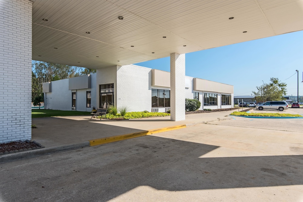 Americas Best Value Inn Hamilton 4/45
