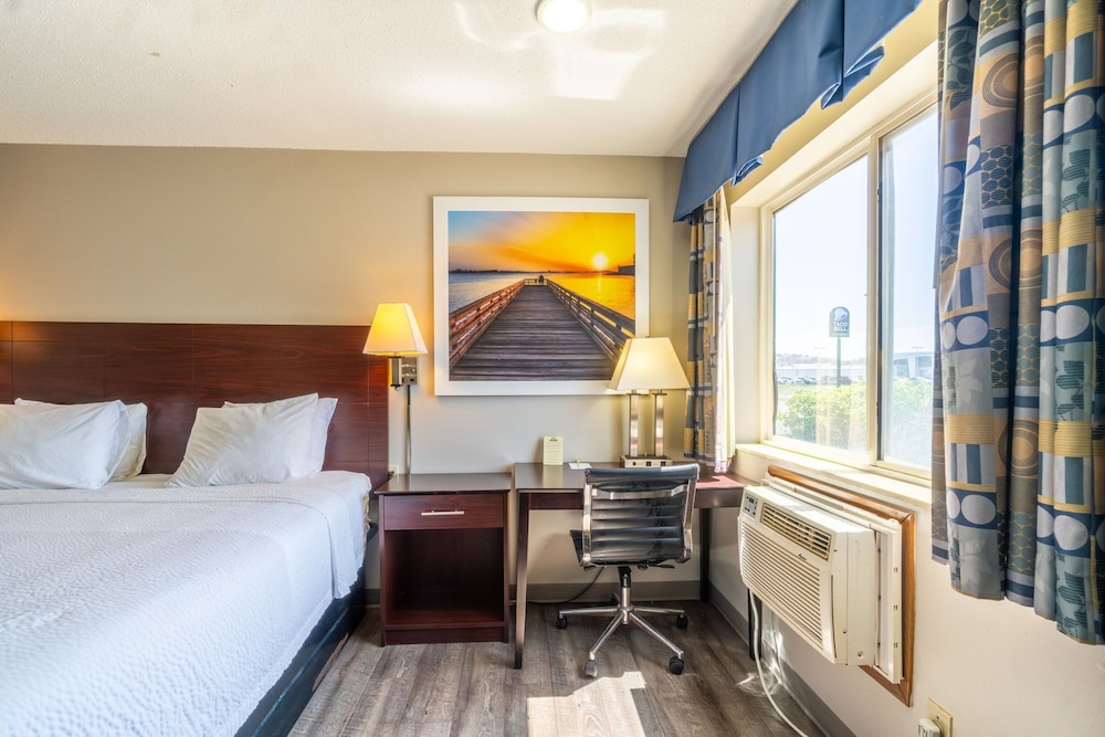 Room, King Bed, Accessible