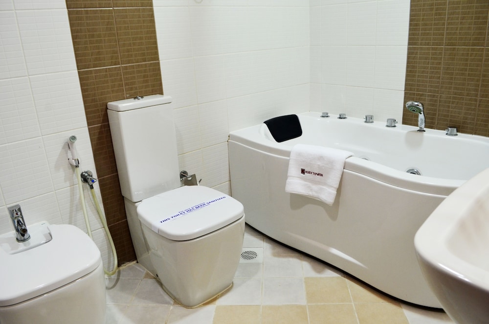 Kiev Tower Hotel Apartments 19/21