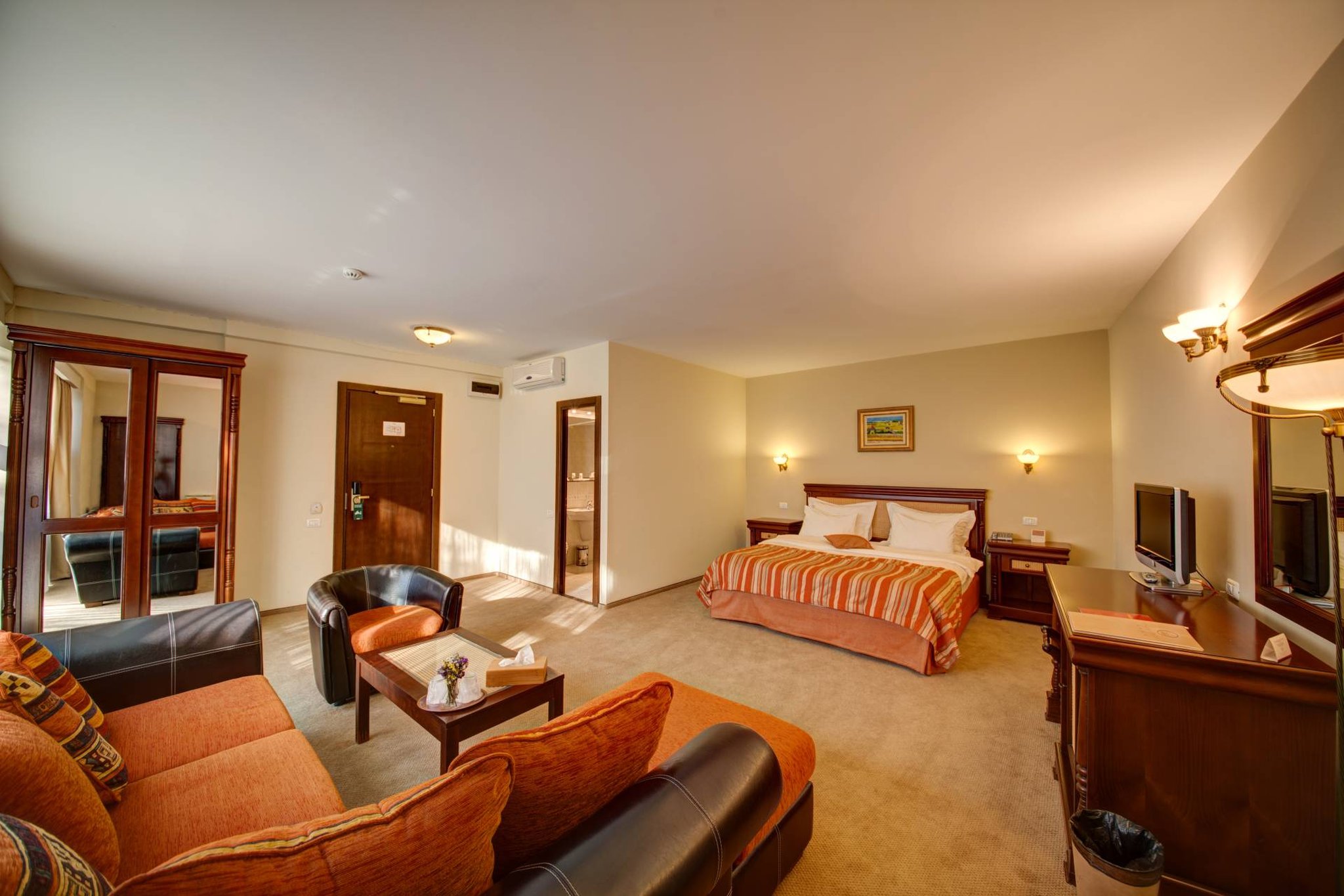 Atrium Hotel Ateneu City Center 9/14