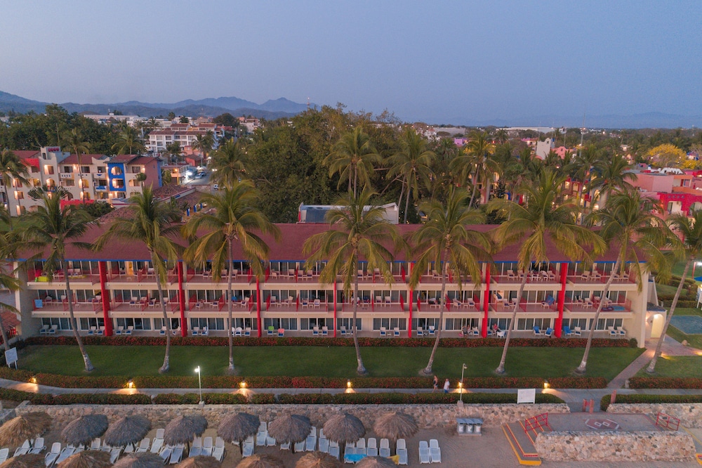Grand Decameron Complex Bucerias A Trademark All Inclusive 4/76