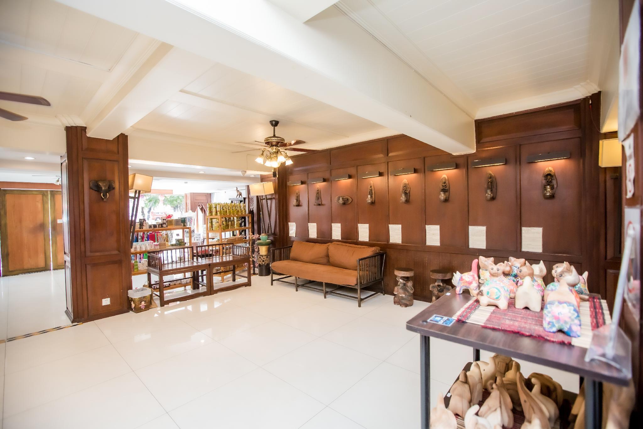 CHIANG ROI 7 DAYS INN 21/51