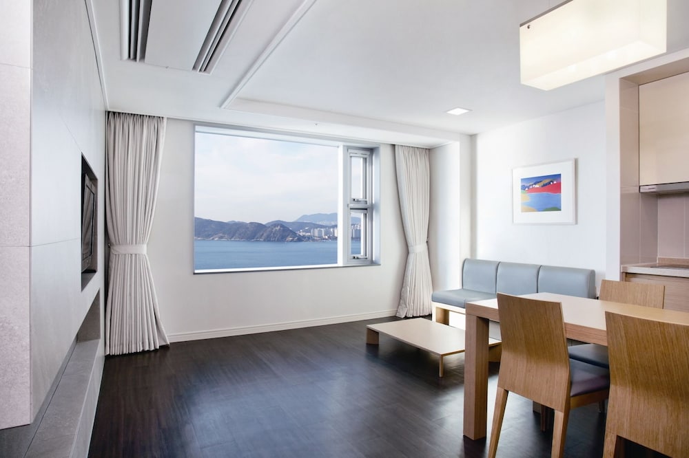 Hanwha Resort Haeundae 22/44