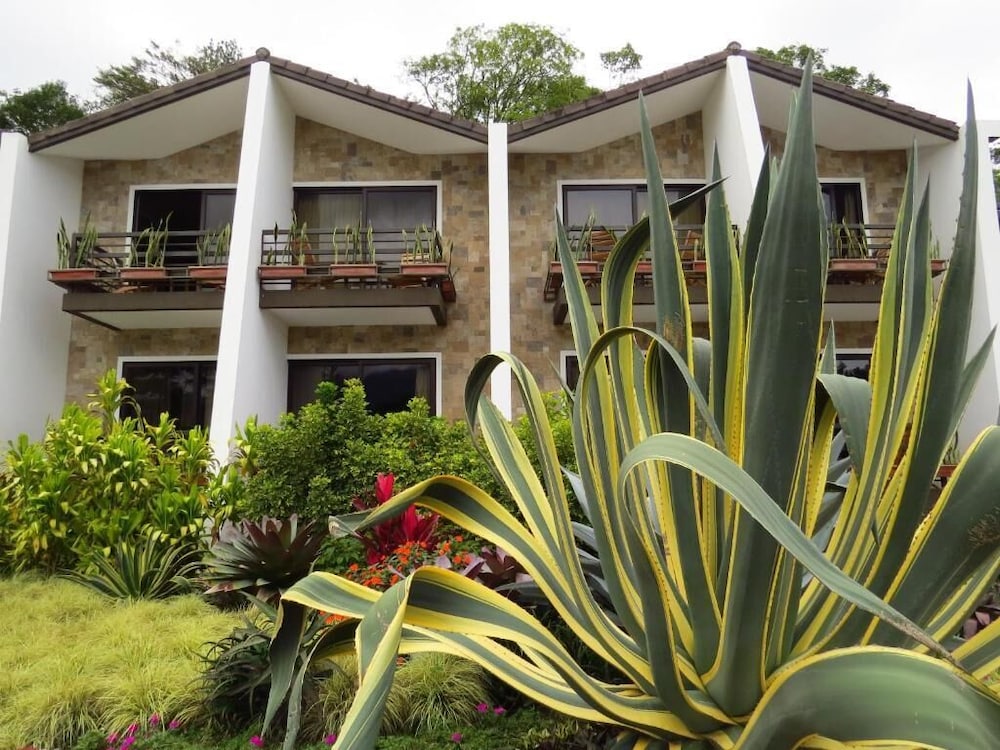 Hotel Ladera 3/50