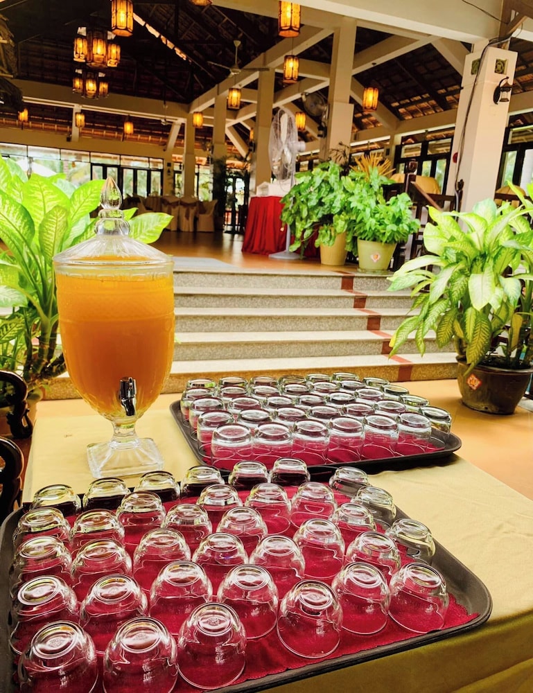 Saigon Emerald Resort 37/72