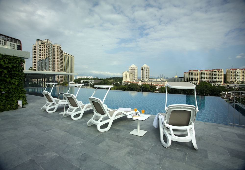The Signature Hotel Serviced Suites Kuala Lumpur 62/69