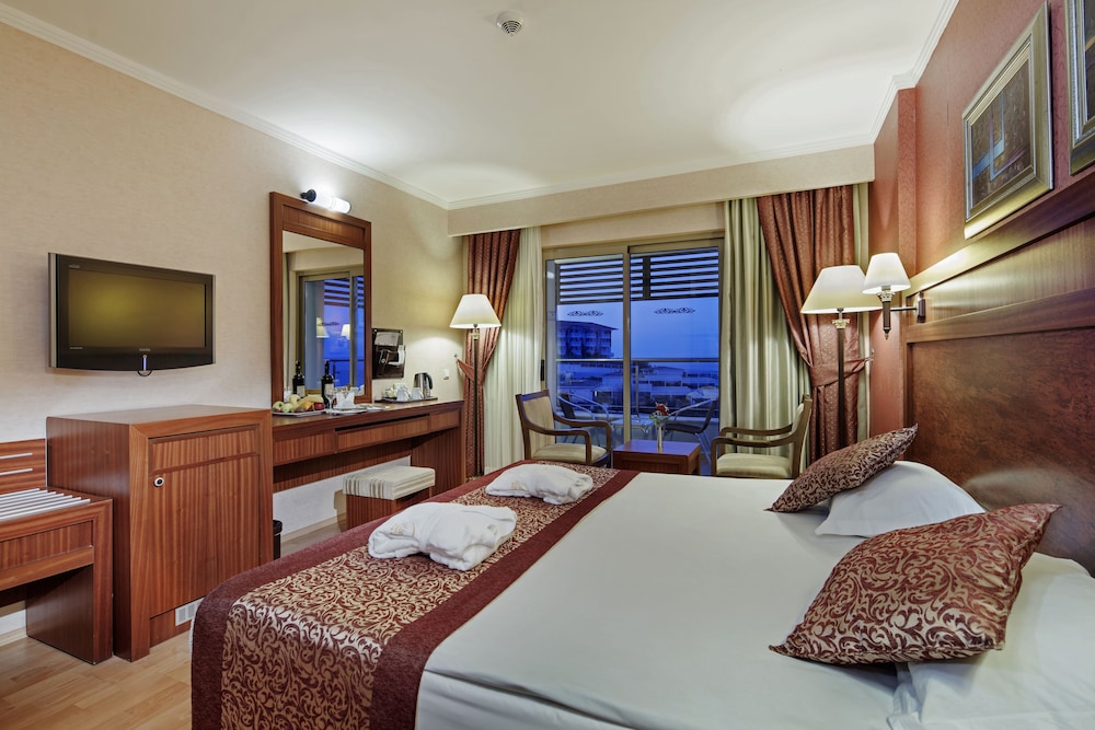 Alba Royal Hotel - Adults only 36/50