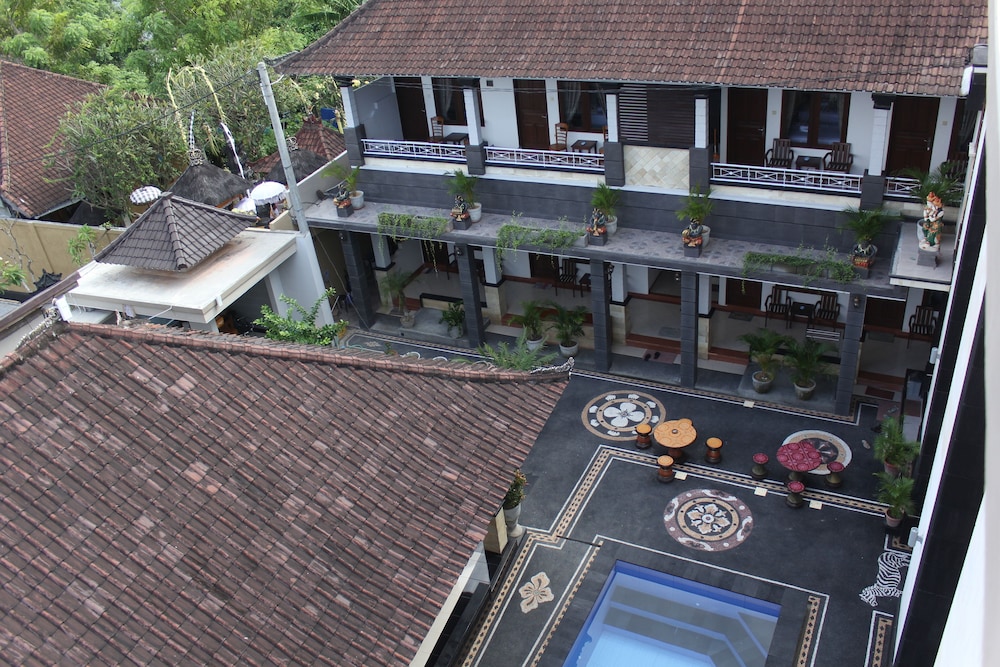 New Asta Graha Homestay 9/50