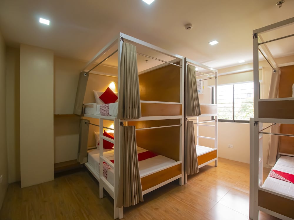 OYO 832 The Teepee Place Hostel & Residence Inn 27/37