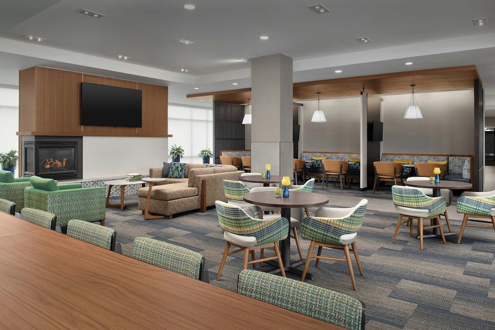 Residence Inn by Marriott Bellevue Downtown 39/50