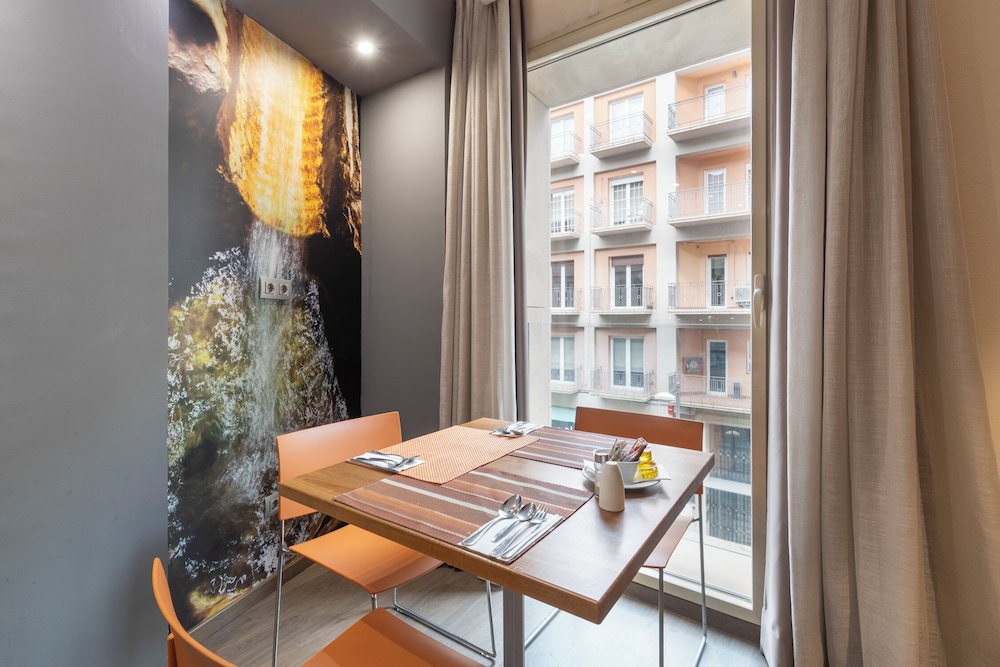 Bibo Suites Hotel 40/54