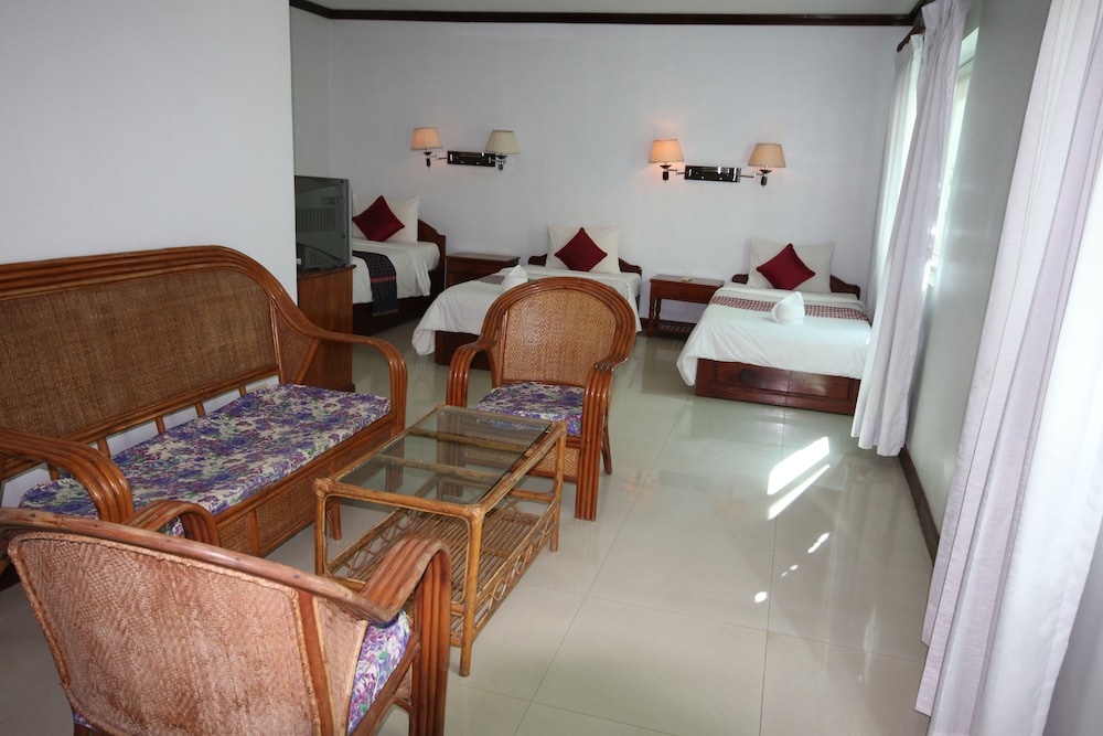 Mom's Guesthouse 41/54