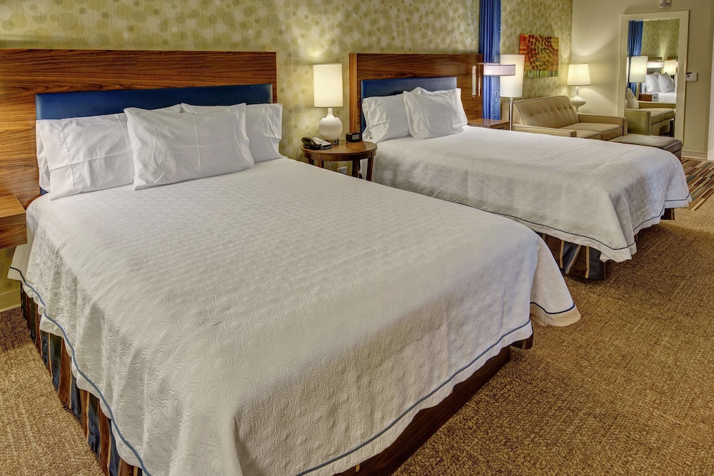 Home2 Suites By Hilton Destin Fl 27/63