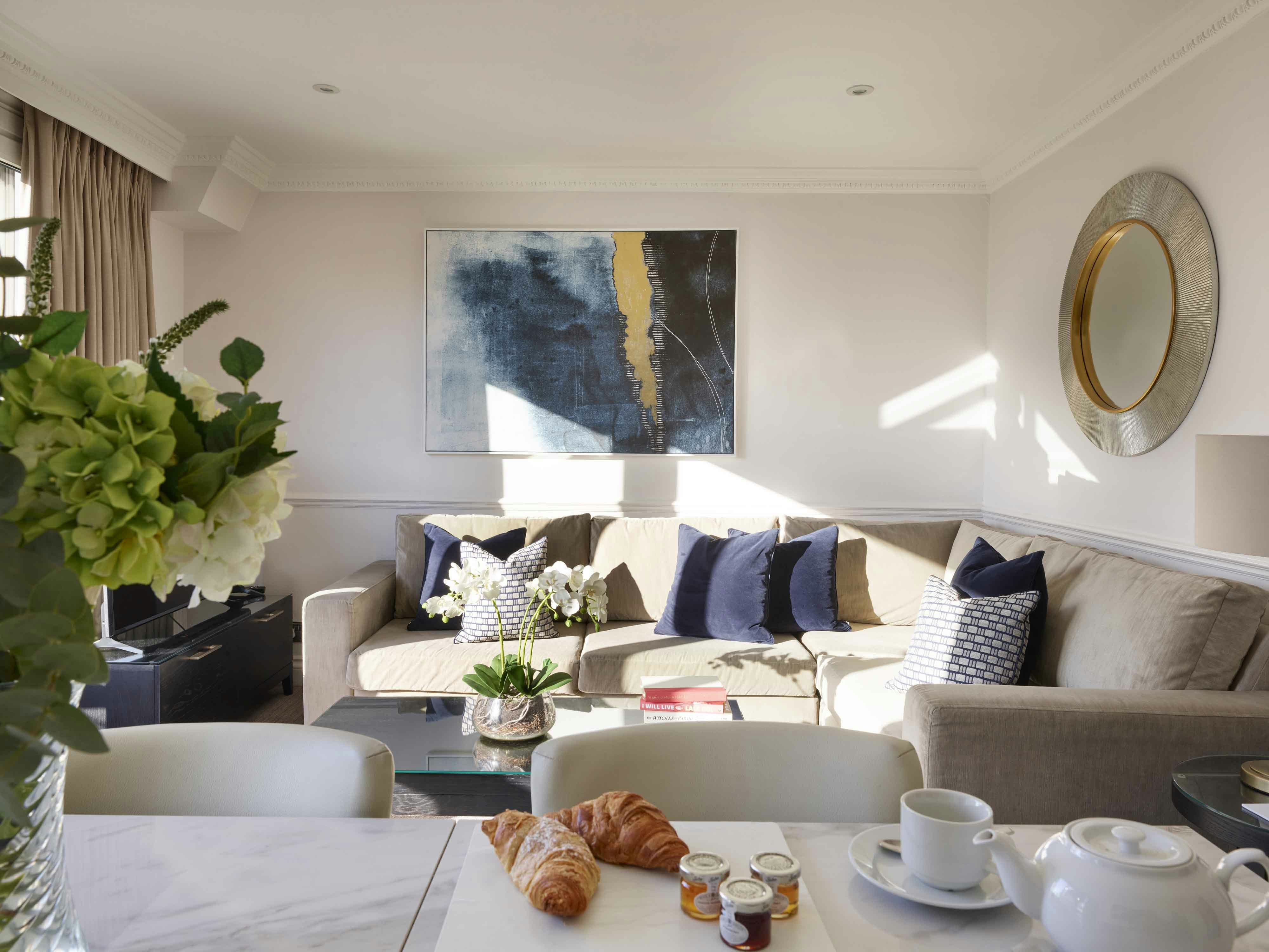 COLLINGHAM SERVICED APARTMENTS 45/56