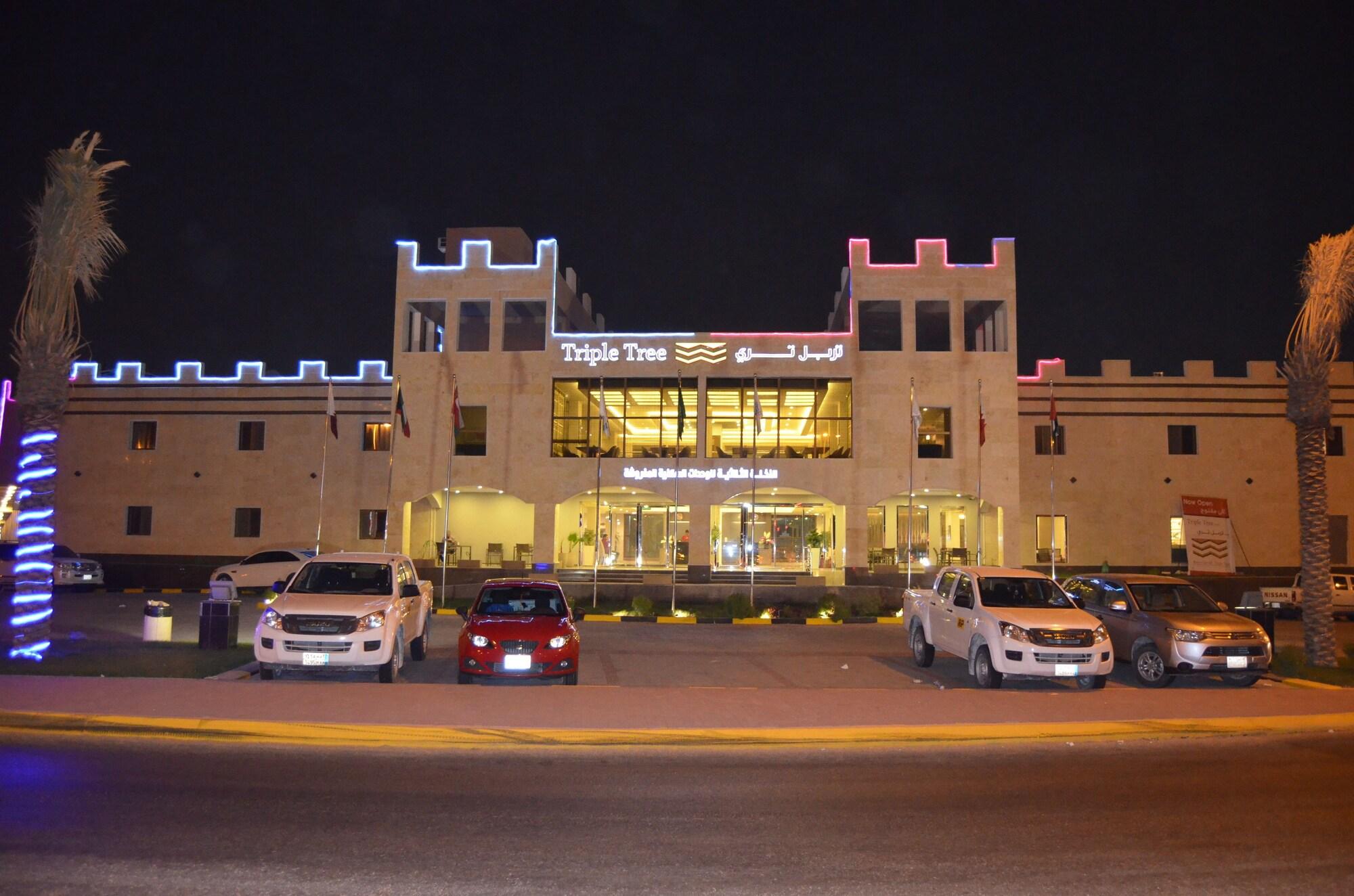 فندق تربل تري(Triple Tree Hotel) 8/50