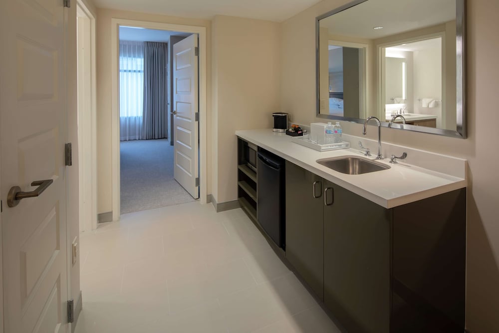 Embassy Suites by Hilton St Augustine Beach Oceanfront Resort 64/80