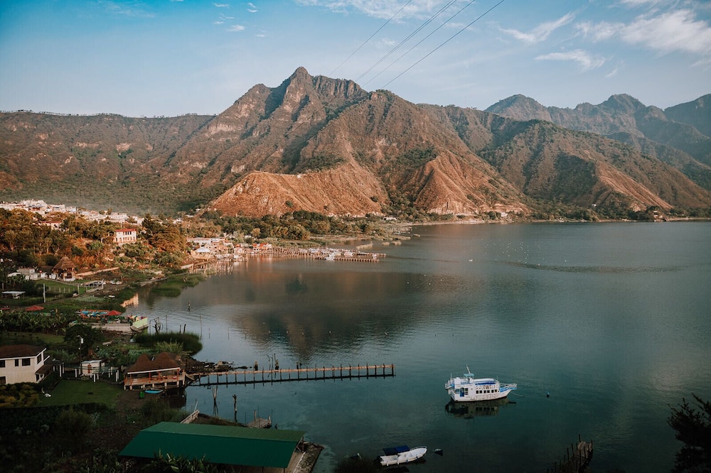 ECO HOTEL UXLABIL ATITLAN 42/49