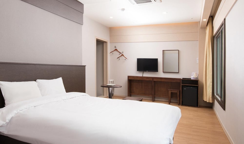 Jeju Palace Hotel 12/41