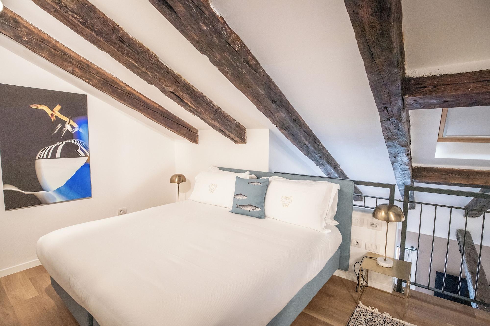 Duplex, Piazza, City, Lodge, with View, Annex