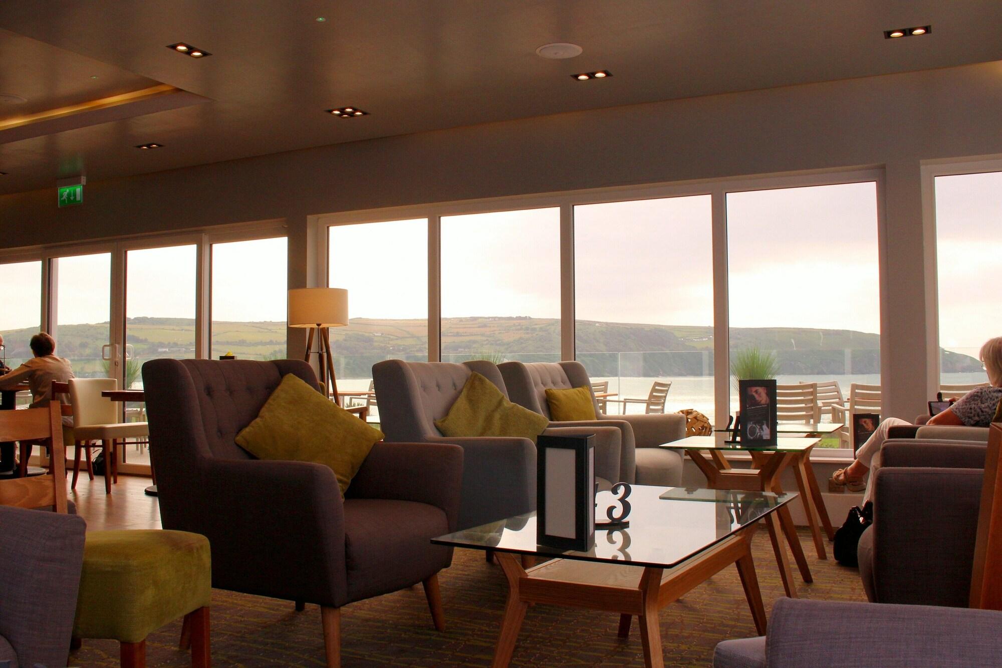 Cliff Hotel And Spa 10/17
