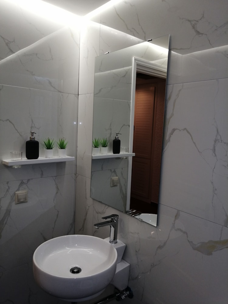 Orange Grove Villa 50/50