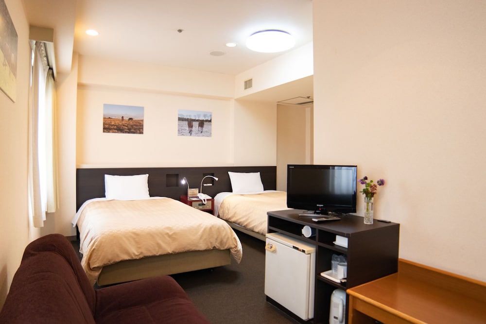 HOTEL CONTINENTAL 42/64