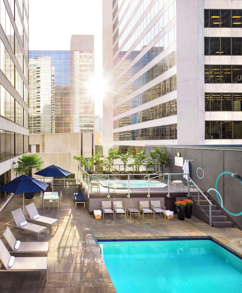 HYATT REGENCY VANCOUVER 24/72