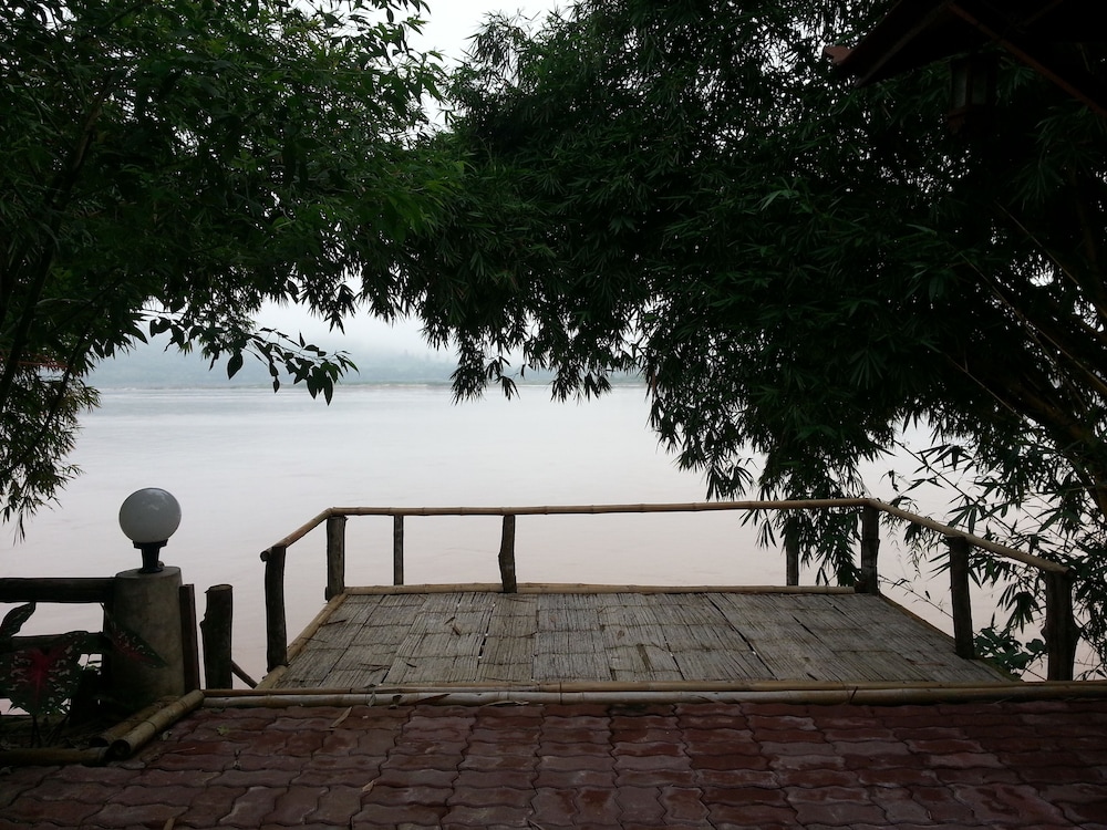 Rim Nam Kong Homestay & Campsite 35/40