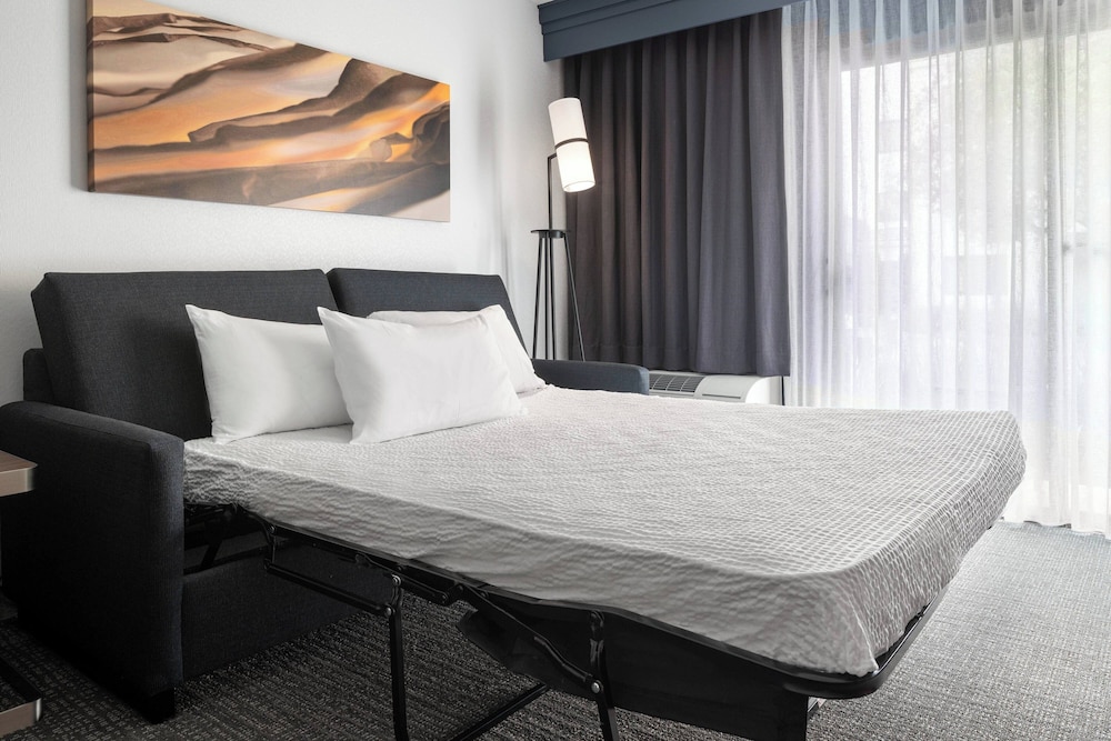 Room, King Bed, Sofa