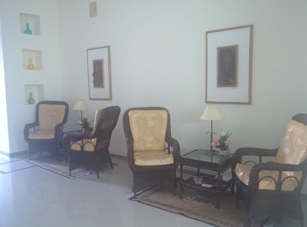Machados Plaza Hotel 45/55