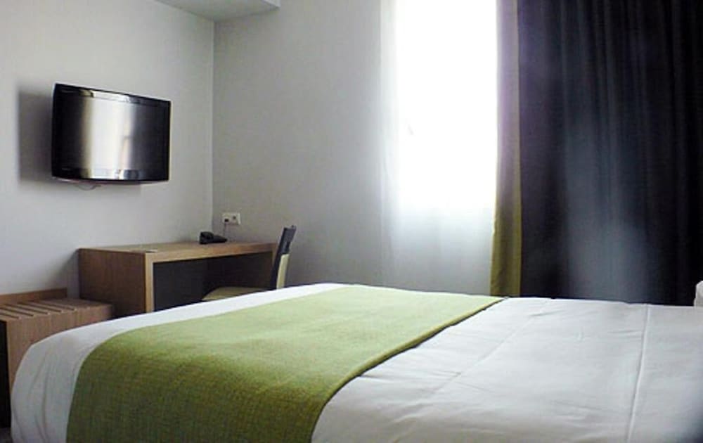Hotel de La Louee 13/49