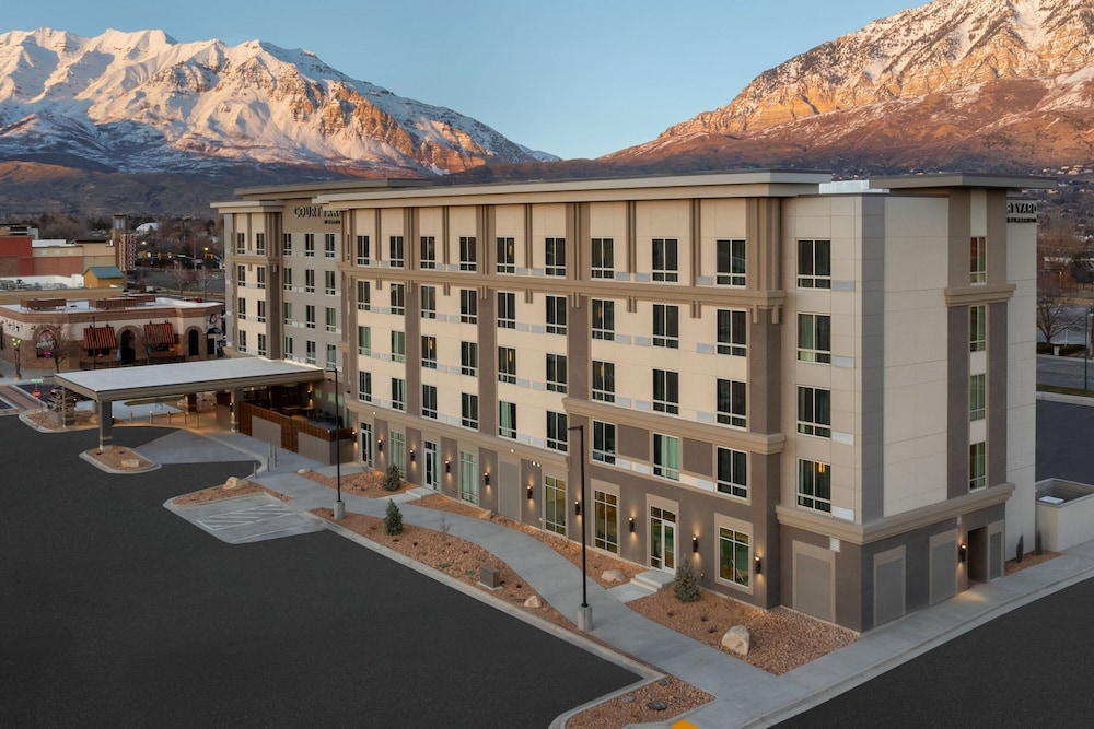 Courtyard by Marriott Orem University Place 1/38