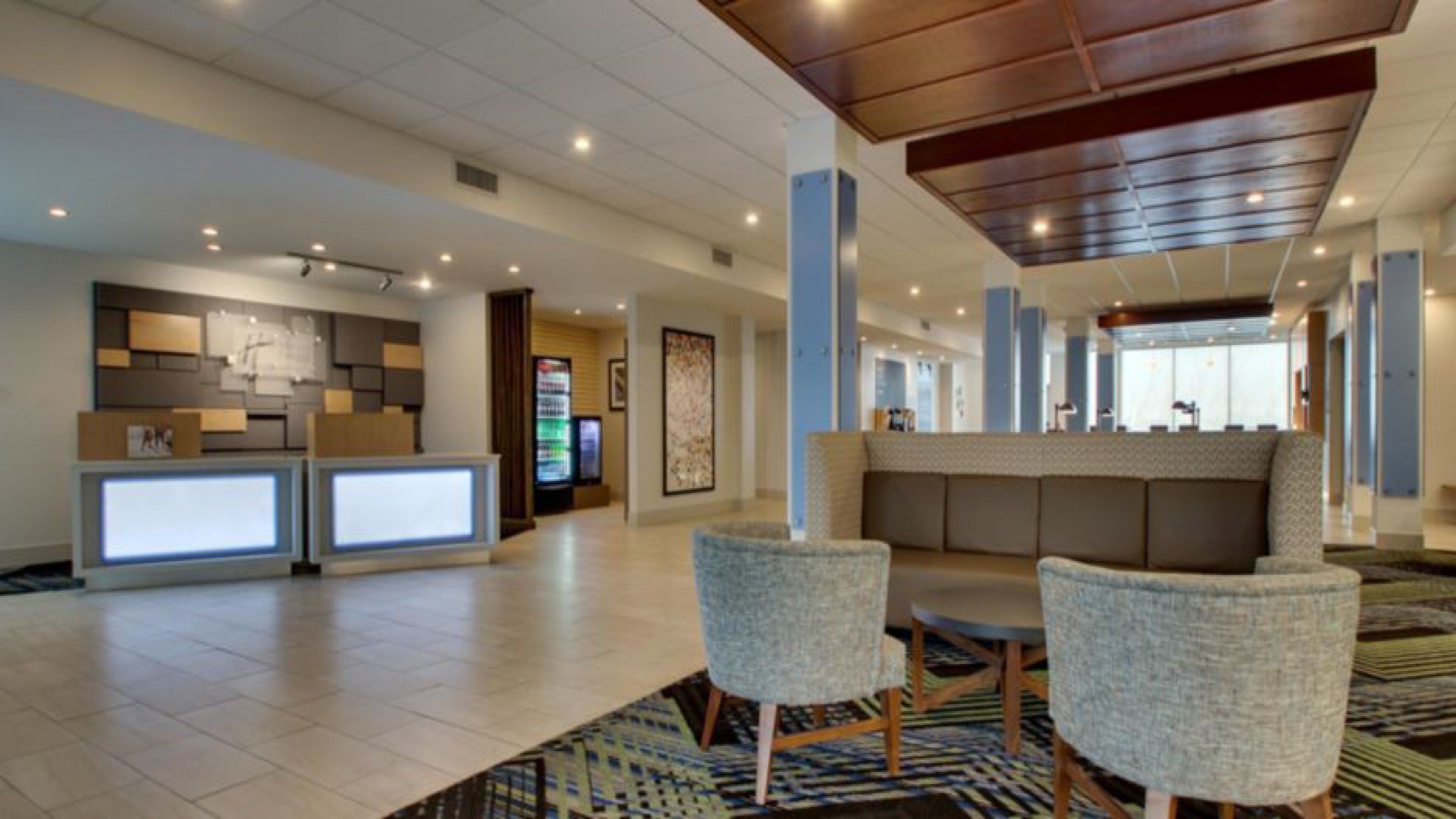 Holiday Inn Express Hotel Suites Mount Pleasant 9/61