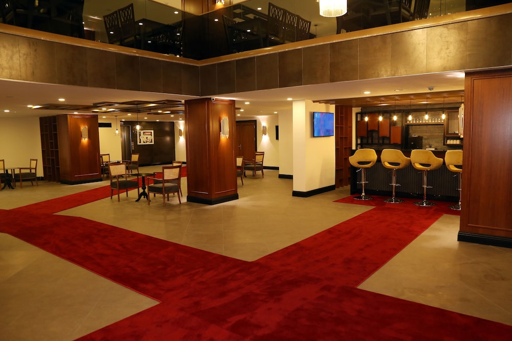 Yol Is Holiday Trabzon Otel 50/50