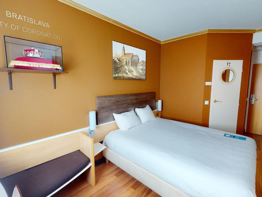 Ibis Bratislava Centrum Hotel 20/66