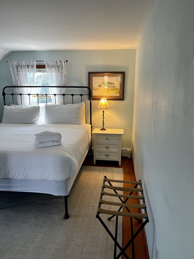 Penthouse Suite, 1 Double and 2 Queen Beds