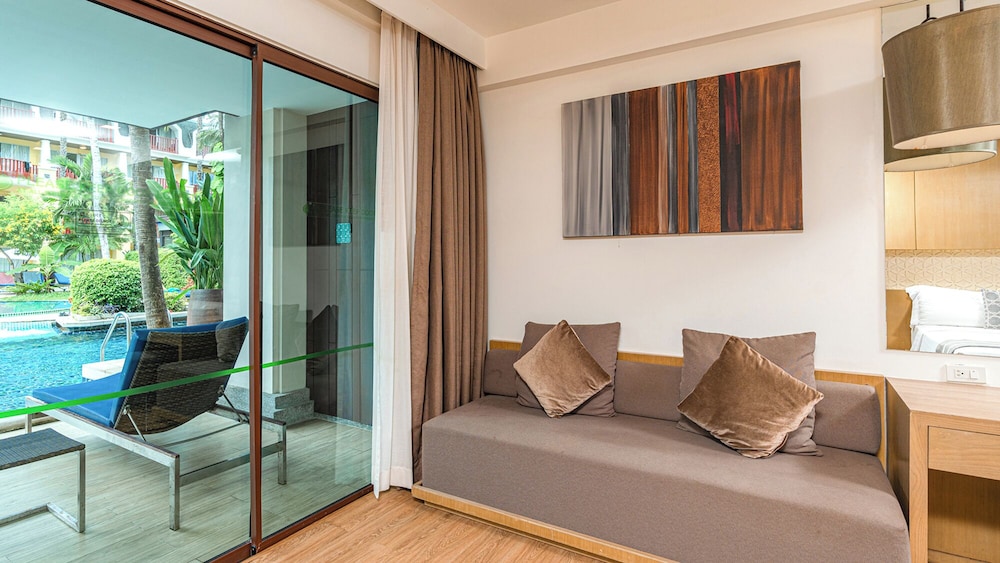 Phuket Graceland Resort & Spa 18/70