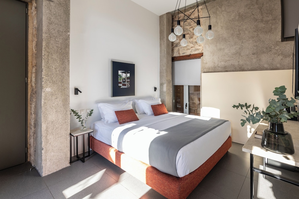 Room, Queen Bed, Acropolis View, Balcony