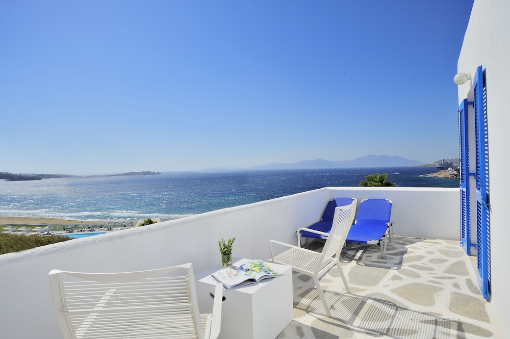 Mykonos Beach Hotel 60/65