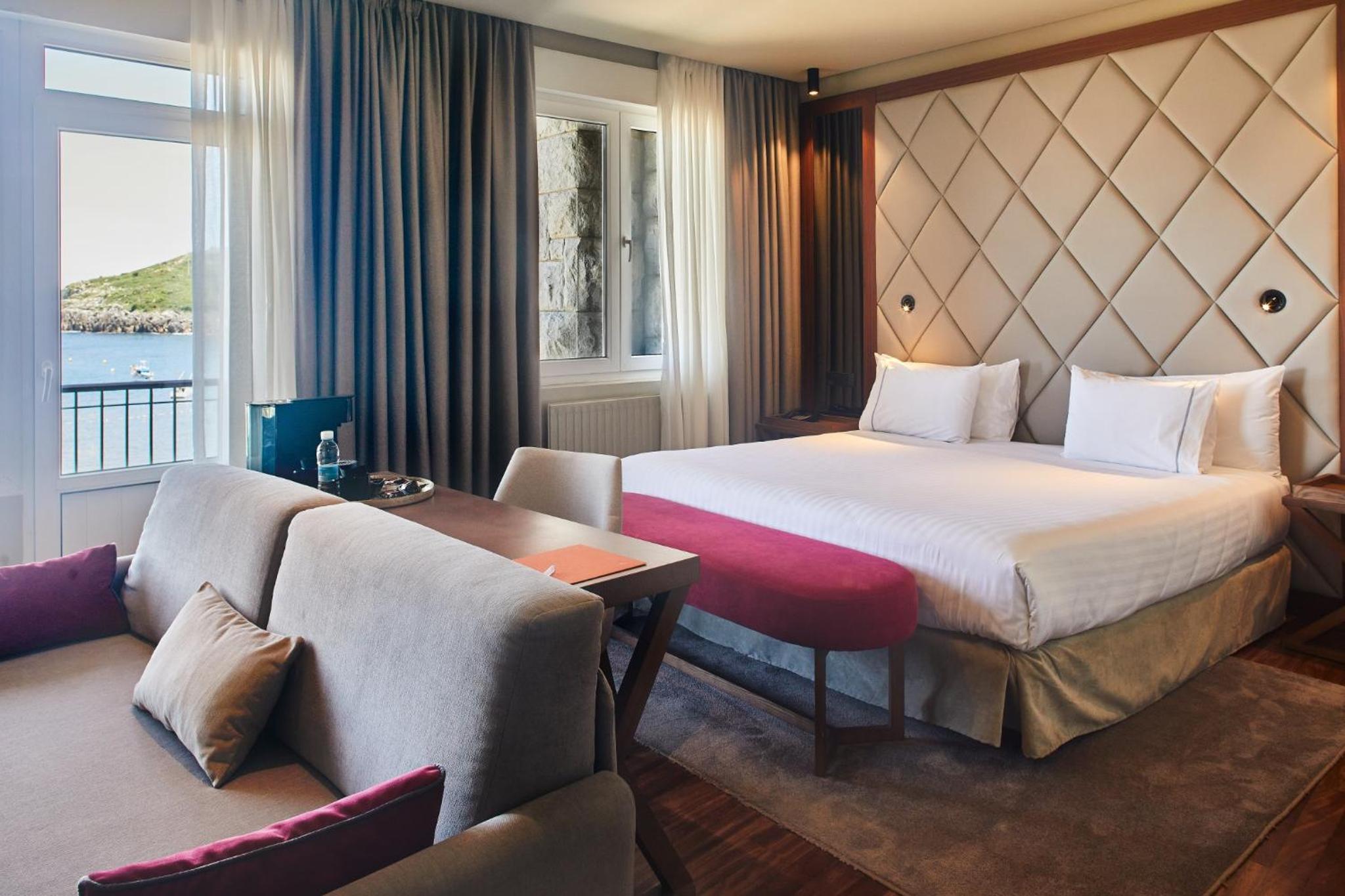 Hotel Silken Palacio Uribarren 14/46
