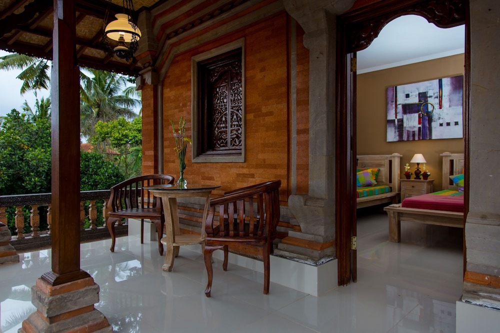Warji House 1 28/36