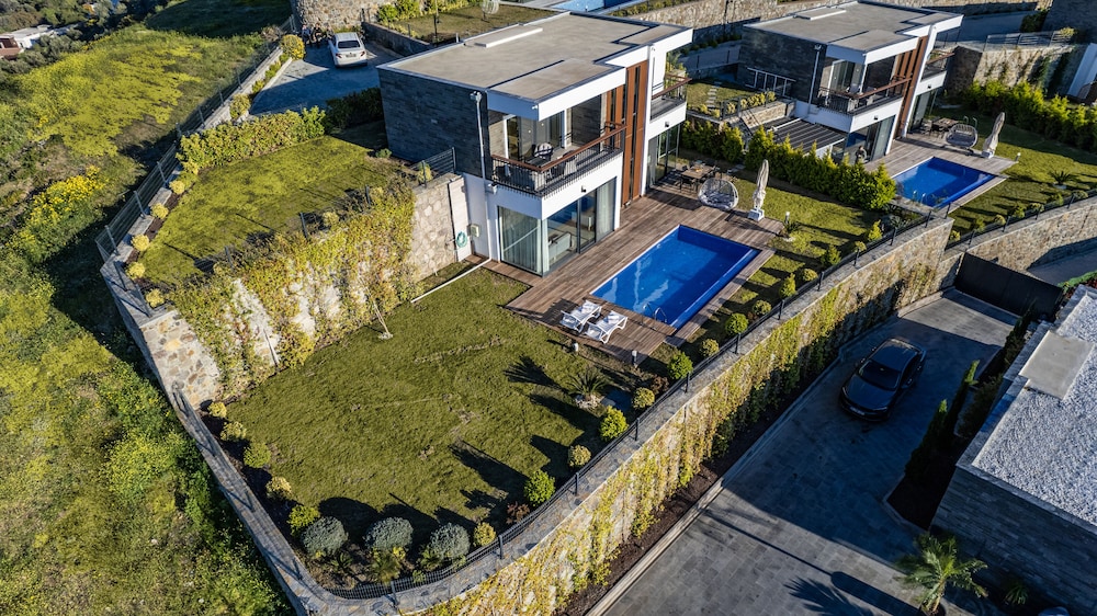 Bovilla Hotel Pera Yalikavak 50/54